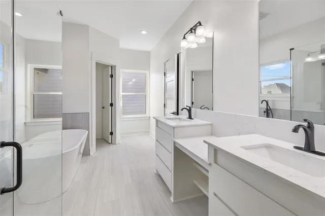 $2,500 | 927 Magdalena Street, Sulphur, LA 70663