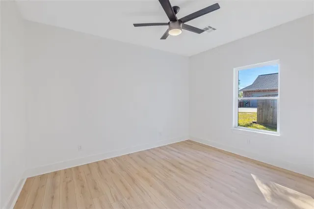 $2,500 | 927 Magdalena Street, Sulphur, LA 70663