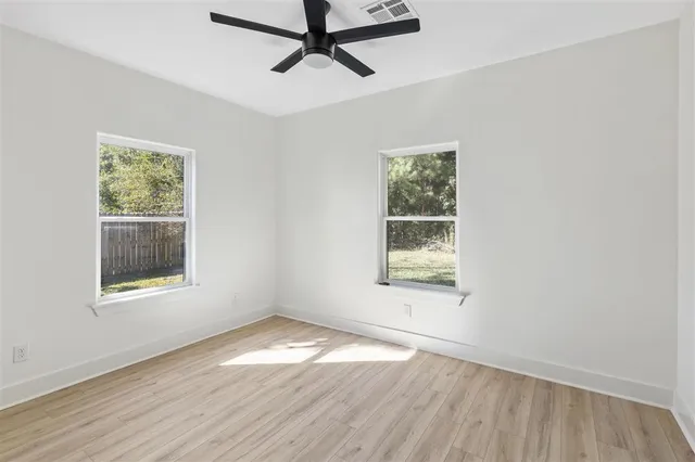 $2,500 | 927 Magdalena Street, Sulphur, LA 70663