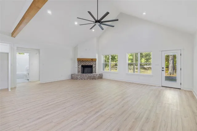 $2,500 | 927 Magdalena Street, Sulphur, LA 70663