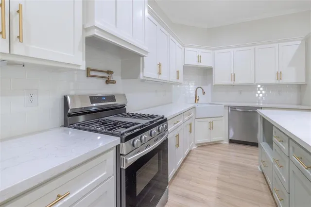 $2,500 | 927 Magdalena Street, Sulphur, LA 70663