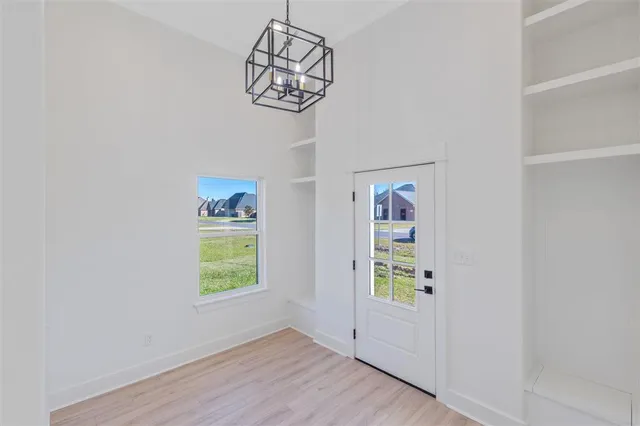 $2,500 | 927 Magdalena Street, Sulphur, LA 70663