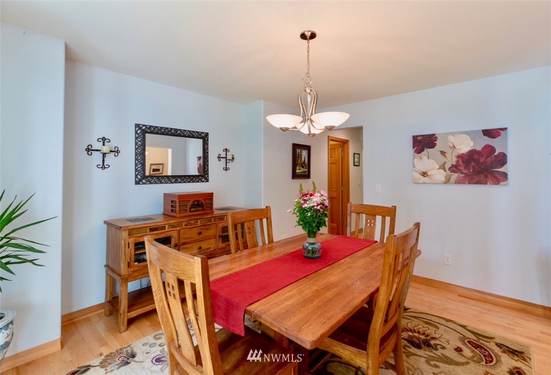 5057 Sand Road Bellingham, WA 98226 - Photo 10 of 24