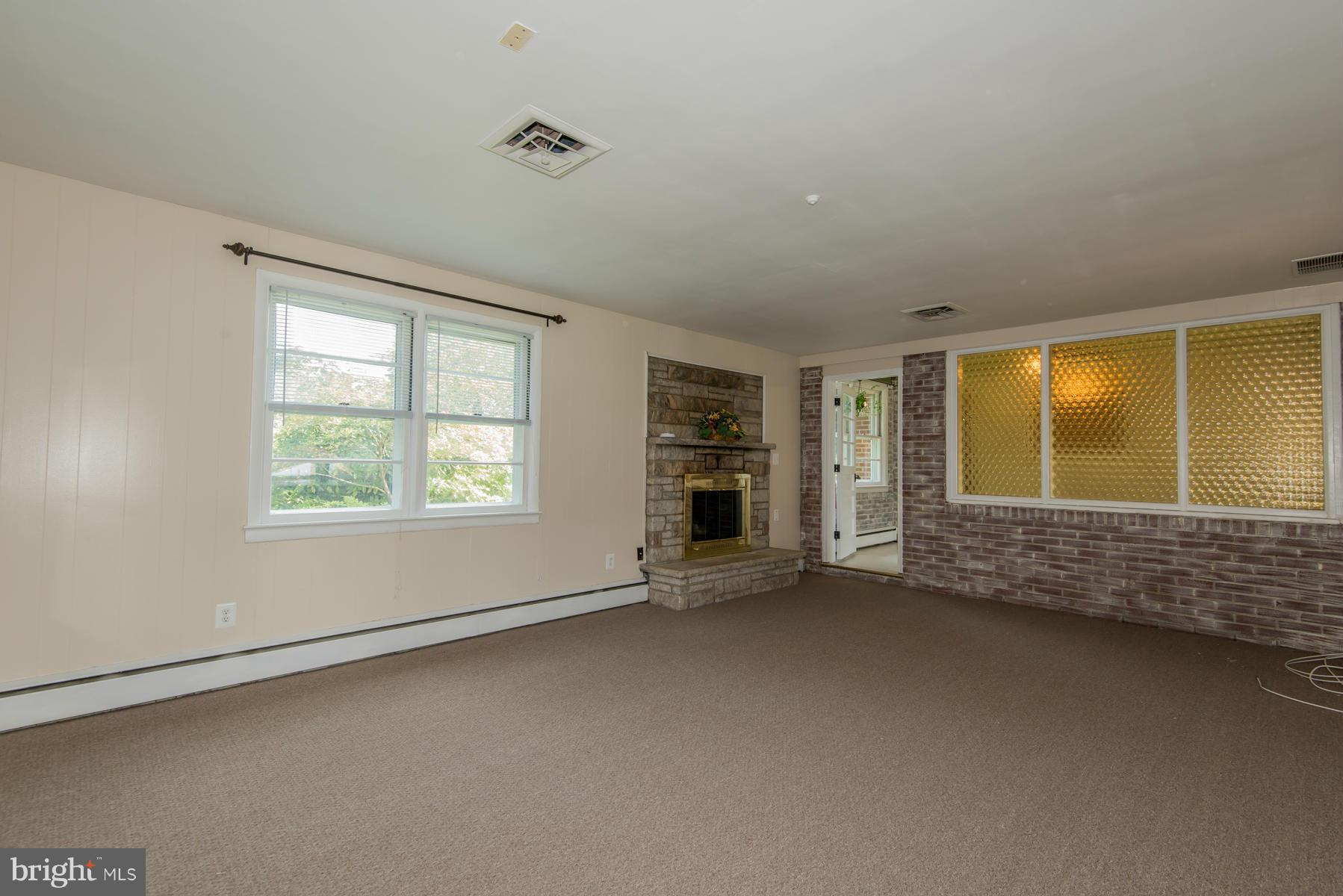 9202 Waycross Road Ellicott City, MD 21042 - Photo 20 of 30 Family Room
