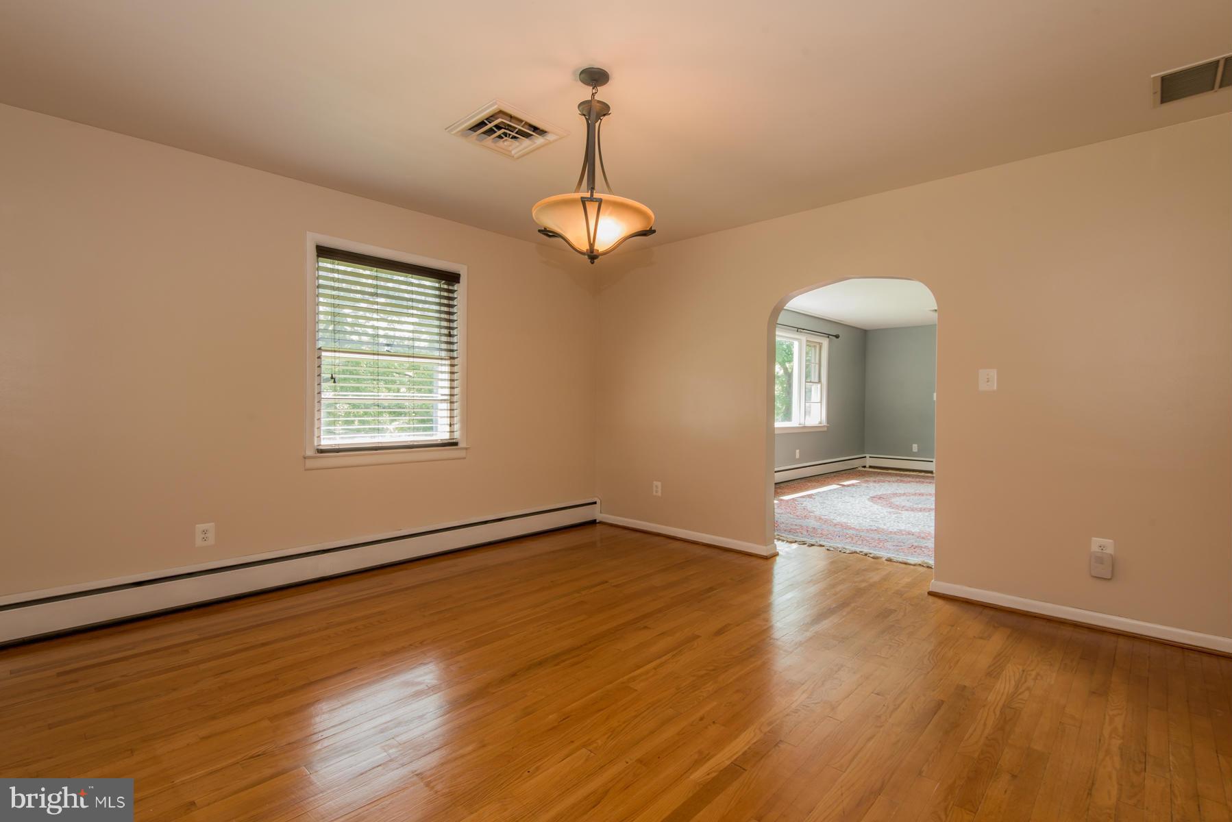 9202 Waycross Road Ellicott City, MD 21042 - Photo 8 of 30 Dining Room