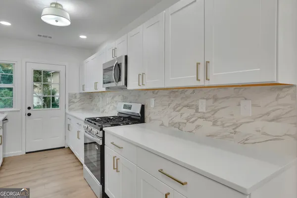 $2,600 | 808 South Park Drive, Marietta, GA 30060