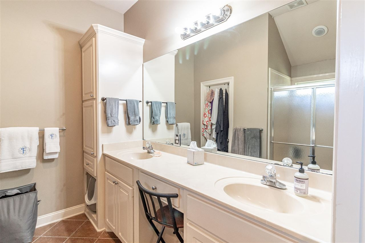 365 Kings Ridge Circle Brandon, MS 39047 - Photo 11 of 23 Photo 11