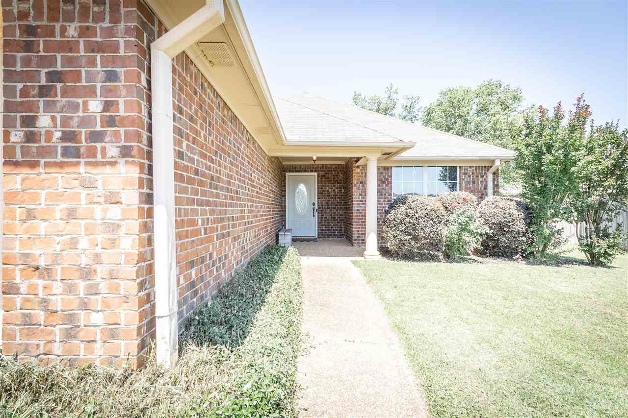 365 Kings Ridge Circle Brandon, MS 39047 - Photo 2 of 23 Photo 2