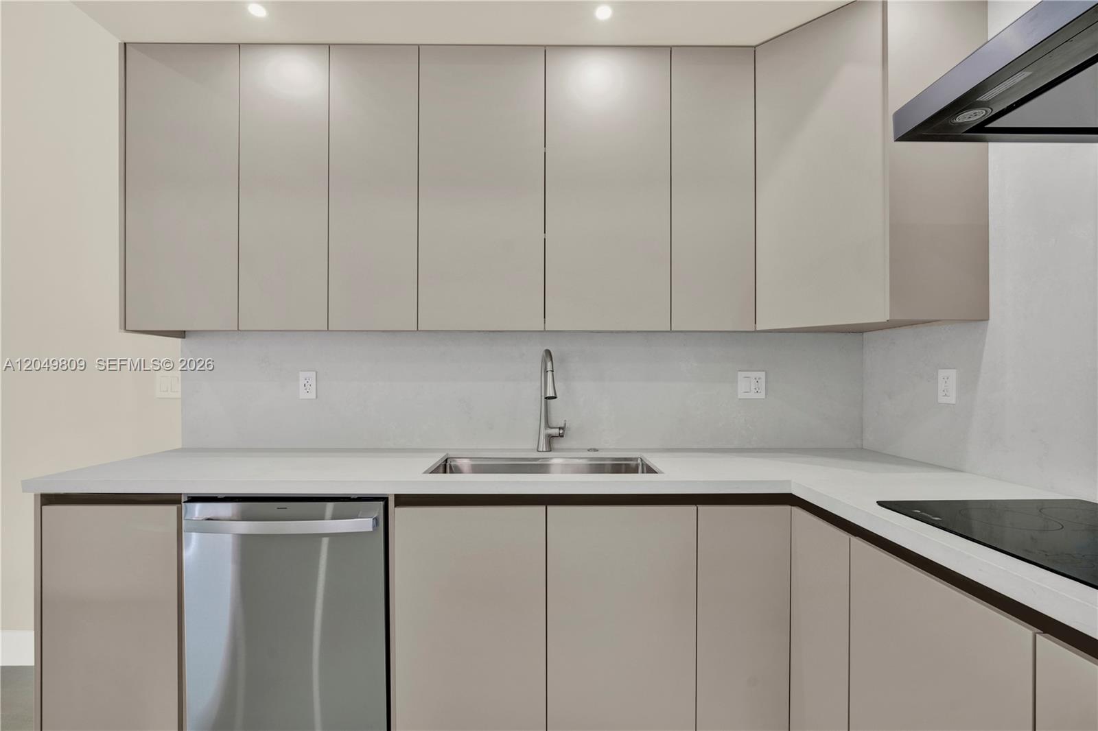 2889 Southwest 35th Avenue, Unit 2887 Miami, FL 33133 - Photo 9 of 62