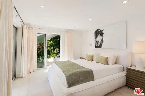 $4,950,000 | 6375 Gayton Place, Malibu, CA 90265