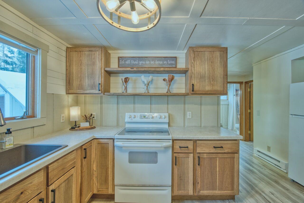 4381 Lilac Road Gilbert, MN 55741 - Photo 12 of 56