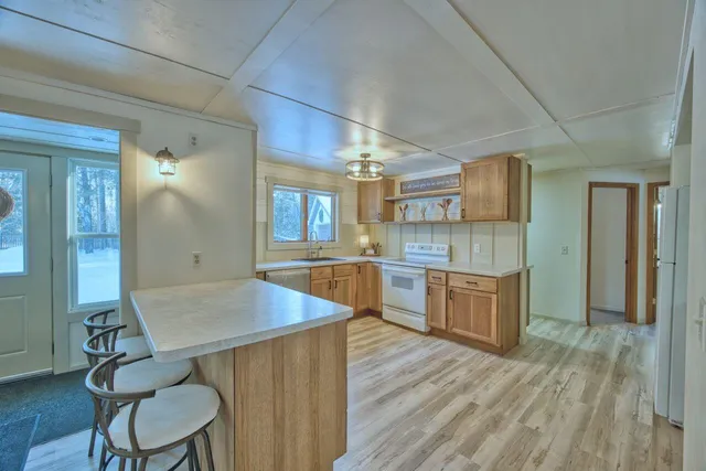 $397,000 | 4381 Lilac Road, Gilbert, MN 55741