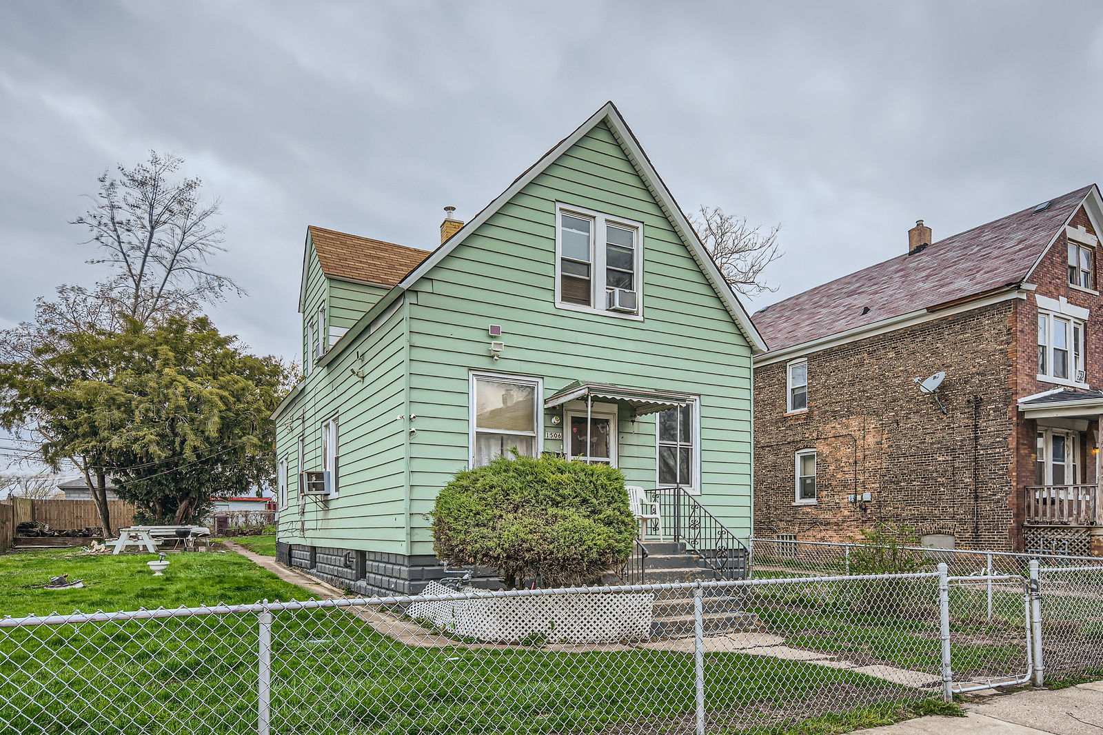 1506 Shields Avenue Chicago Heights, IL 60411 - Photo 1 of 12