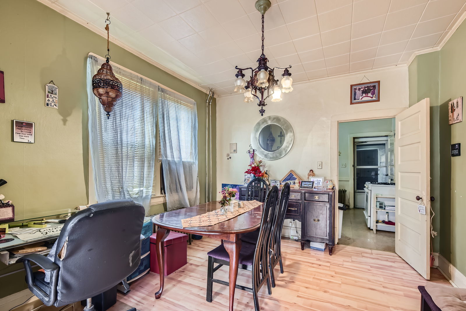 1506 Shields Avenue Chicago Heights, IL 60411 - Photo 3 of 12