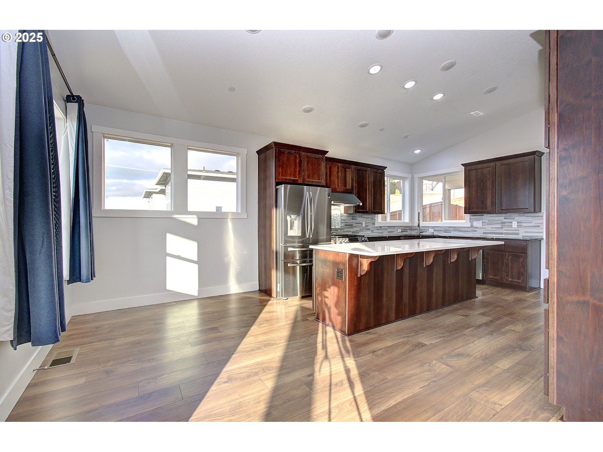 1920 Northwest Klickitat Street Camas, WA 98607 - Photo 15 of 48