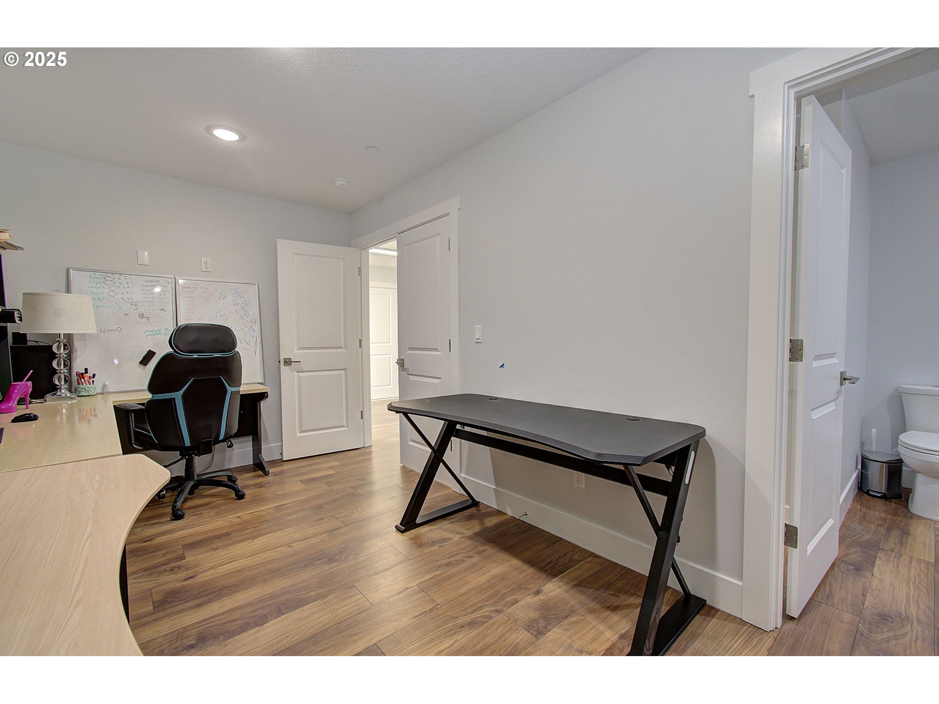 1920 Northwest Klickitat Street Camas, WA 98607 - Photo 34 of 48