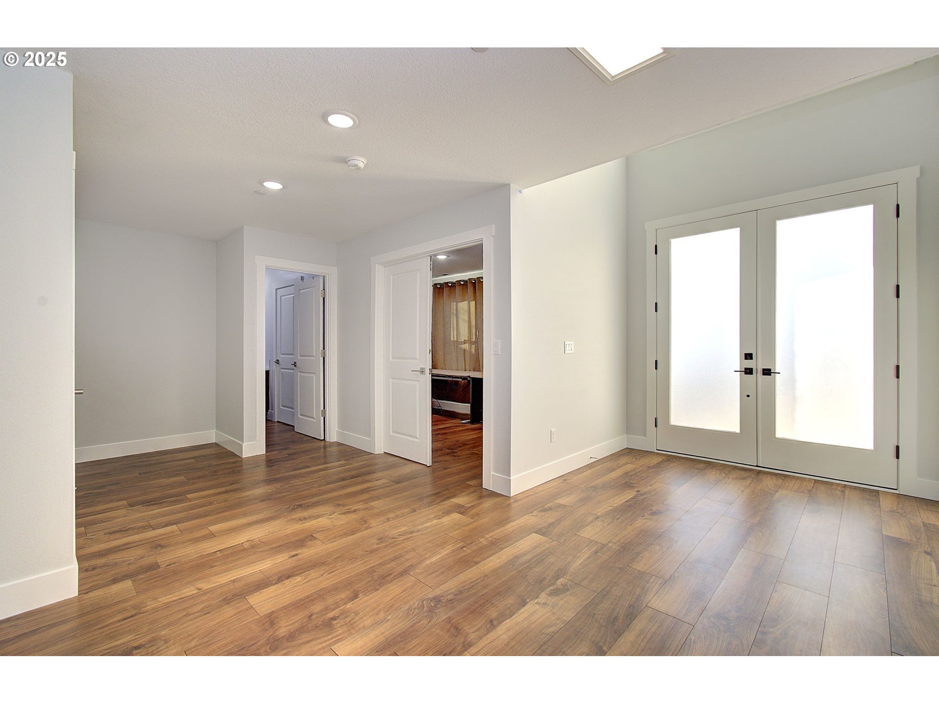 1920 Northwest Klickitat Street Camas, WA 98607 - Photo 5 of 48