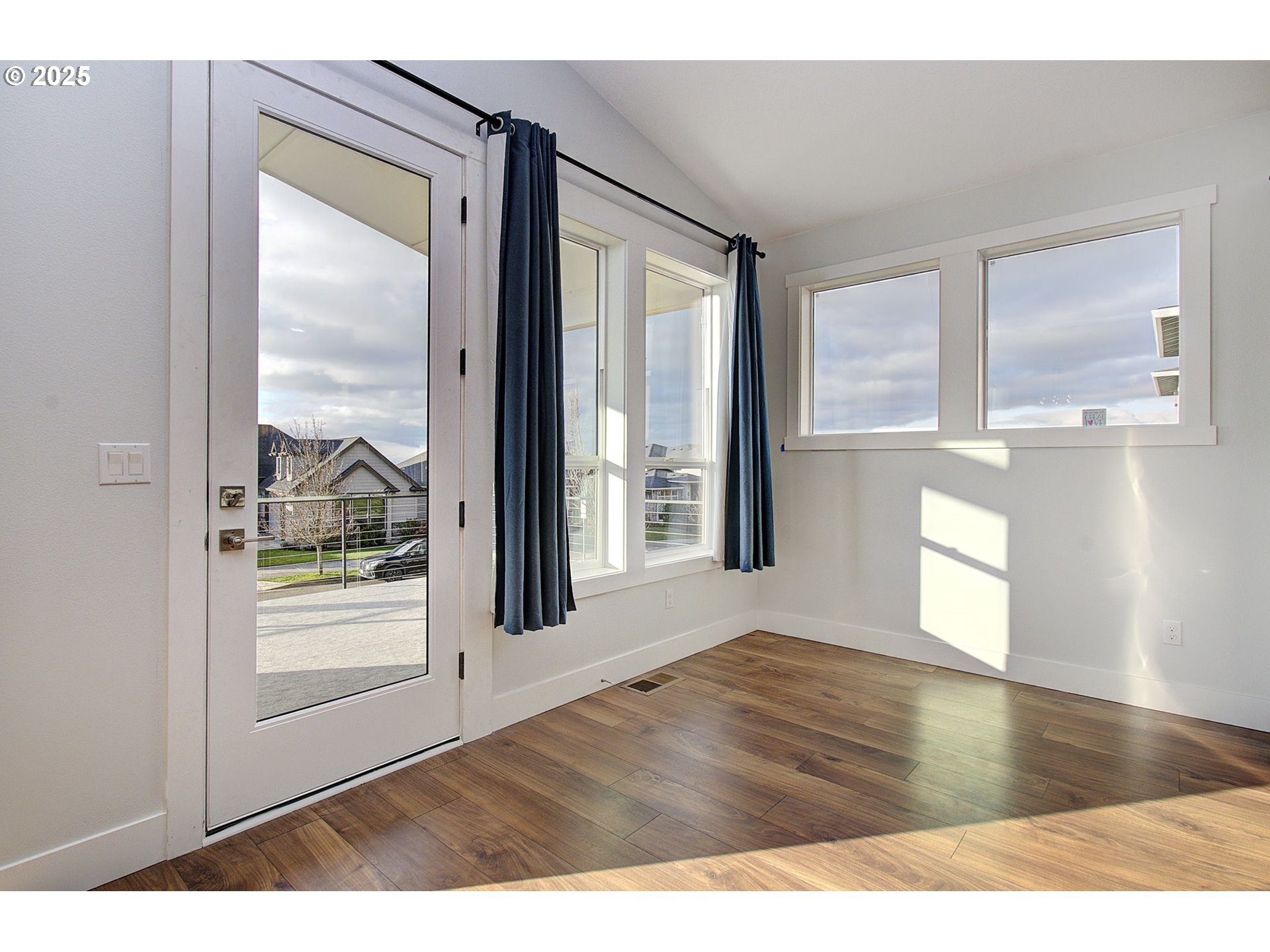 1920 Northwest Klickitat Street Camas, WA 98607 - Photo 10 of 48