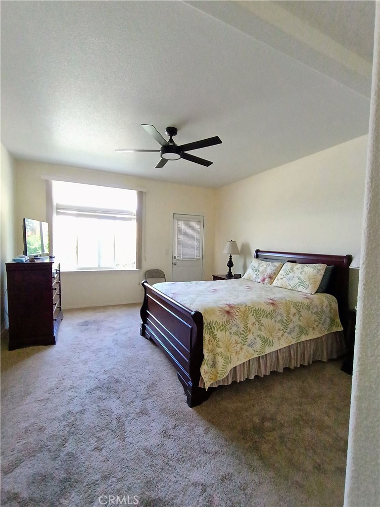 17640 Corkill Road, Unit 40 Desert Hot Springs, CA 92241 - Photo 20 of 55 Master bedroom
