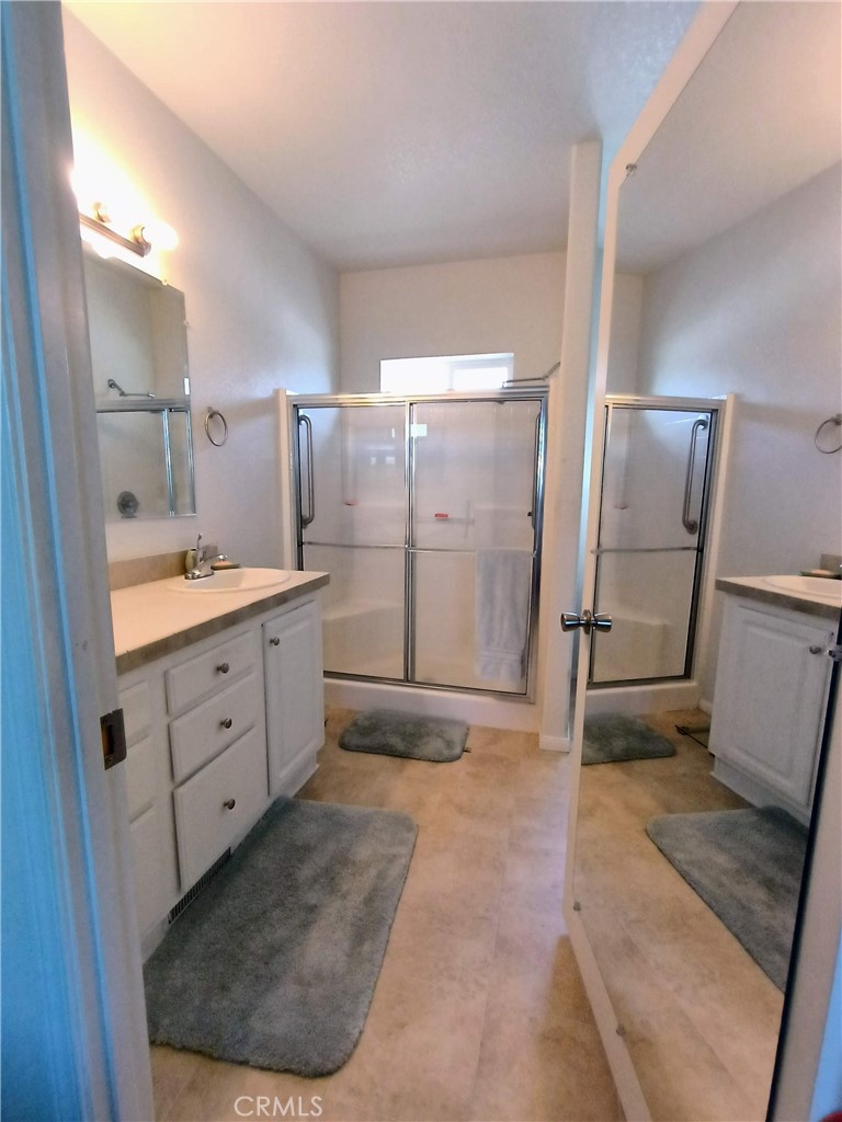 17640 Corkill Road, Unit 40 Desert Hot Springs, CA 92241 - Photo 25 of 55 Master bathroom