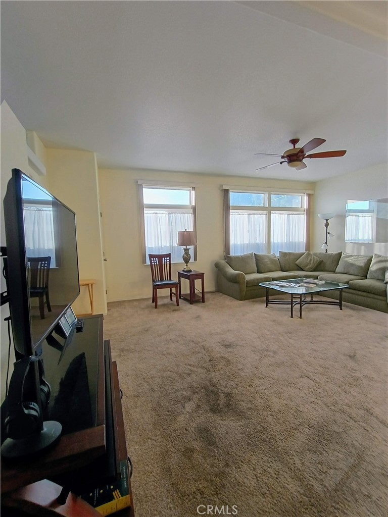 17640 Corkill Road, Unit 40 Desert Hot Springs, CA 92241 - Photo 6 of 55 Large living room