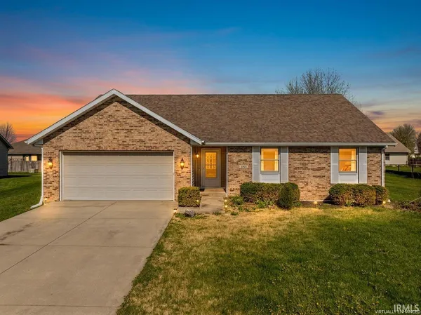 $255,000 | 1901 North Oriole Drive, Muncie, IN 47304