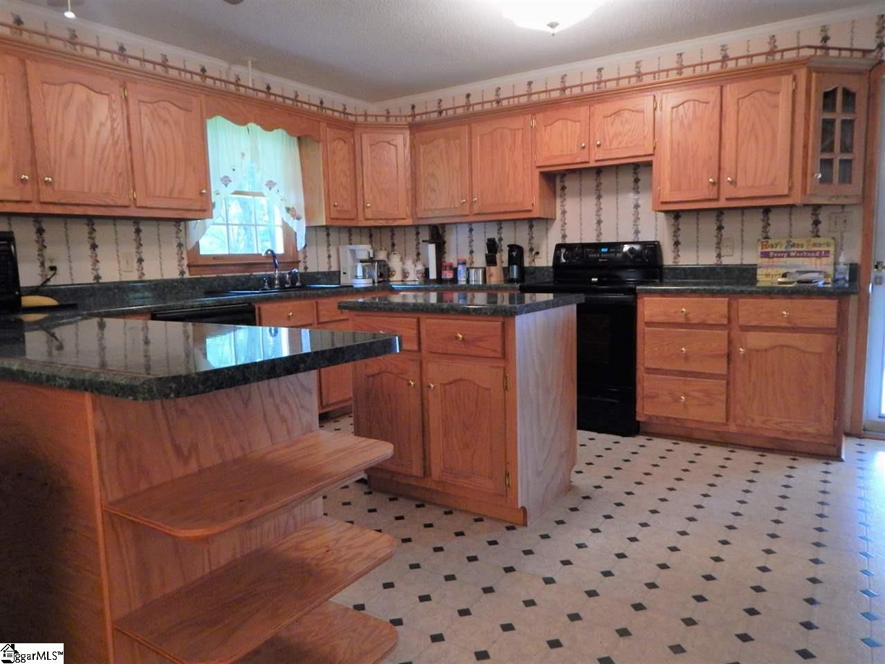 104 Wilson Road Greer, SC 29650 - Photo 4 of 16 Gallery Image 4