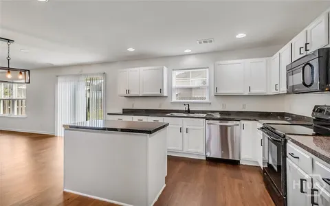 $290,000 | 40 Burnt Oak Road, Port Wentworth, GA 31407