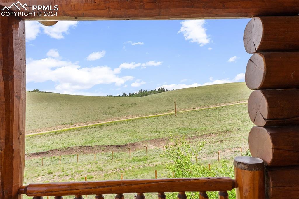 626 Stacker Drive Hartsel, CO 80449 - Photo 20 of 50 a close view of kitchen island next to a yard