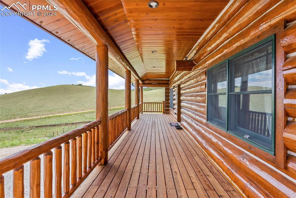 626 Stacker Drive Hartsel, CO 80449 - Photo 21 of 50 a view of balcony with wooden floor