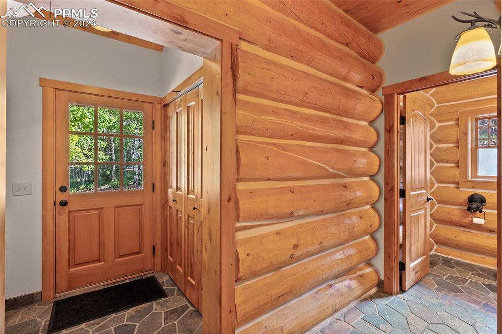 626 Stacker Drive Hartsel, CO 80449 - Photo 48 of 50 a view of walk in closet