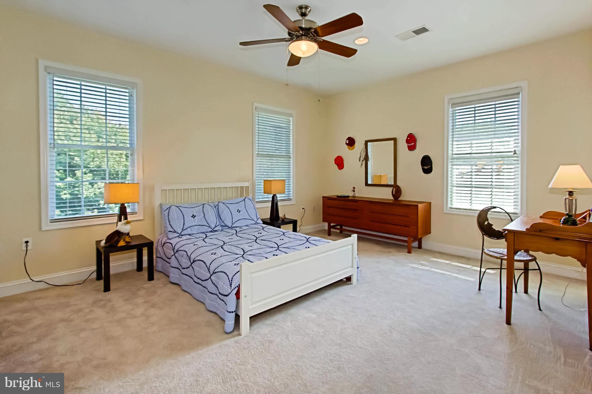 2830 North Rochester Street Arlington, VA 22213 - Photo 24 of 30 Bedroom