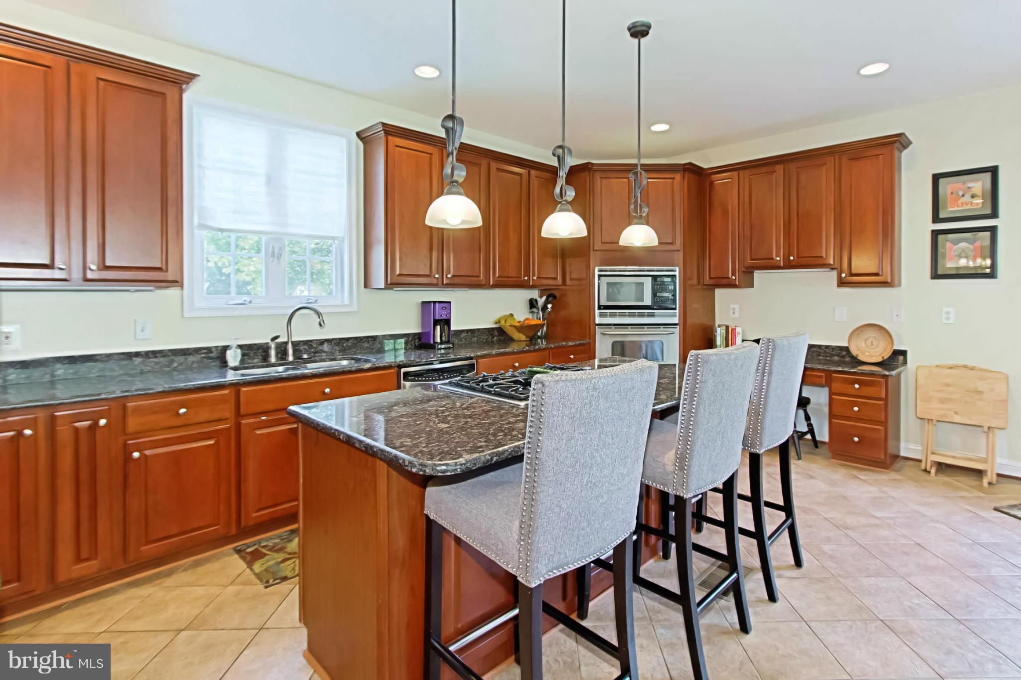 2830 North Rochester Street Arlington, VA 22213 - Photo 8 of 30 Kitchen