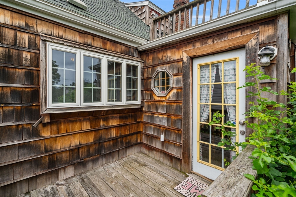 9 Viking Terrace Boston, MA 02126 - Photo 2 of 41