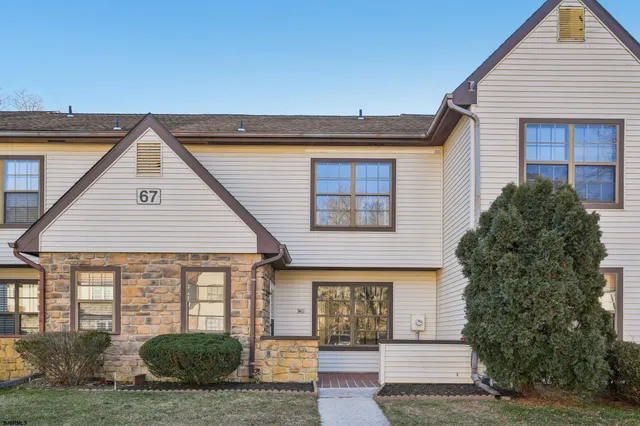 $229,900 | 3411 Juniper Court, Unit 3411, Mays Landing, NJ 08330