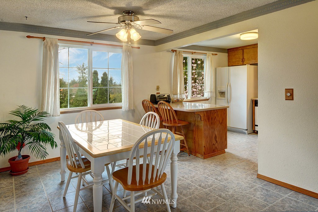 512 213th Street Southwest Bothell, WA 98021 - Photo 5 of 18