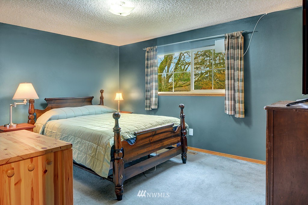 512 213th Street Southwest Bothell, WA 98021 - Photo 7 of 18