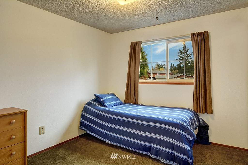 512 213th Street Southwest Bothell, WA 98021 - Photo 10 of 18