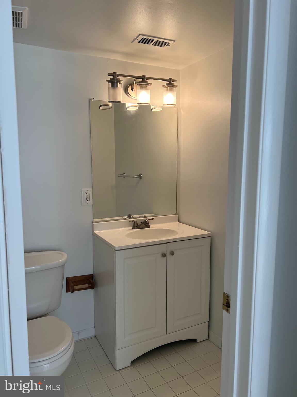 11623 Vantage Hill Road, Unit C Reston, VA 20190 - Photo 9 of 15