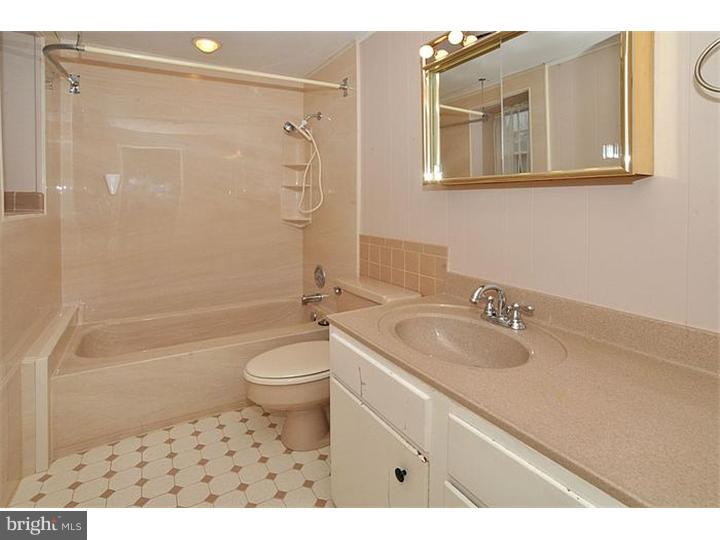 620 Meetinghouse Road Rydal, PA 19046 - Photo 18 of 21 Bathroom