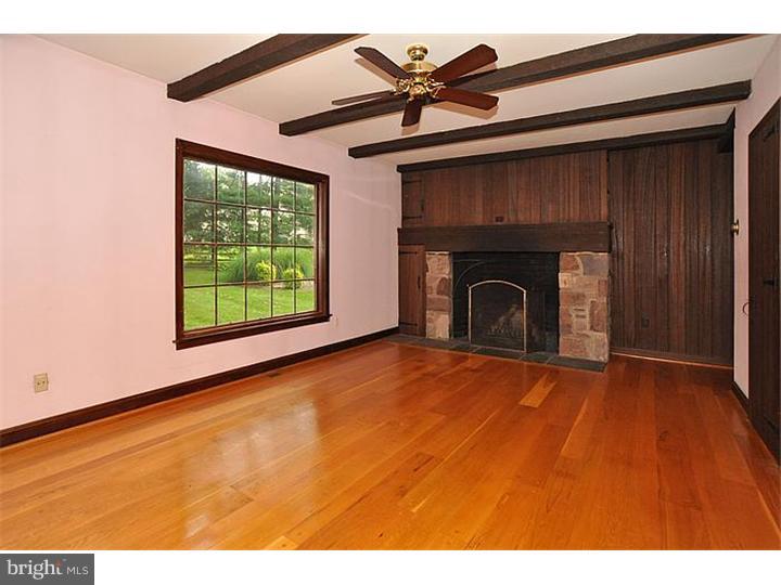 620 Meetinghouse Road Rydal, PA 19046 - Photo 10 of 21 Family Room