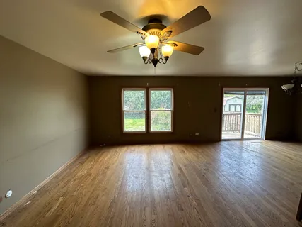 $254,000 | 863 Pleasant Street, Woodstock, IL 60098