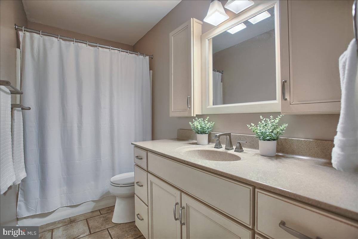 5445 Pond Road Harrisburg, PA 17111 - Photo 20 of 27 Gallery Image 20