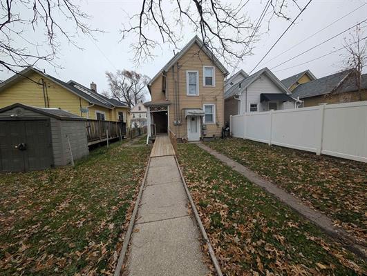 806 24th Street Rock Island, IL 61201 - Photo 4 of 17