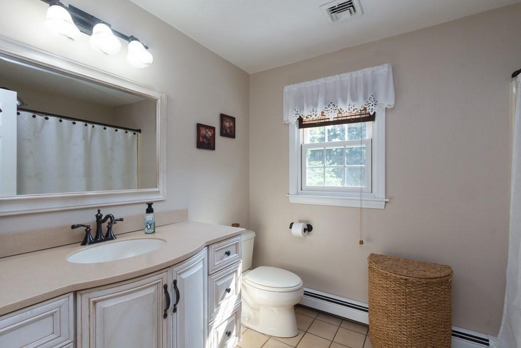 18 Thomas Road Berkley, MA 02779 - Photo 26 of 34 Gallery Image 26