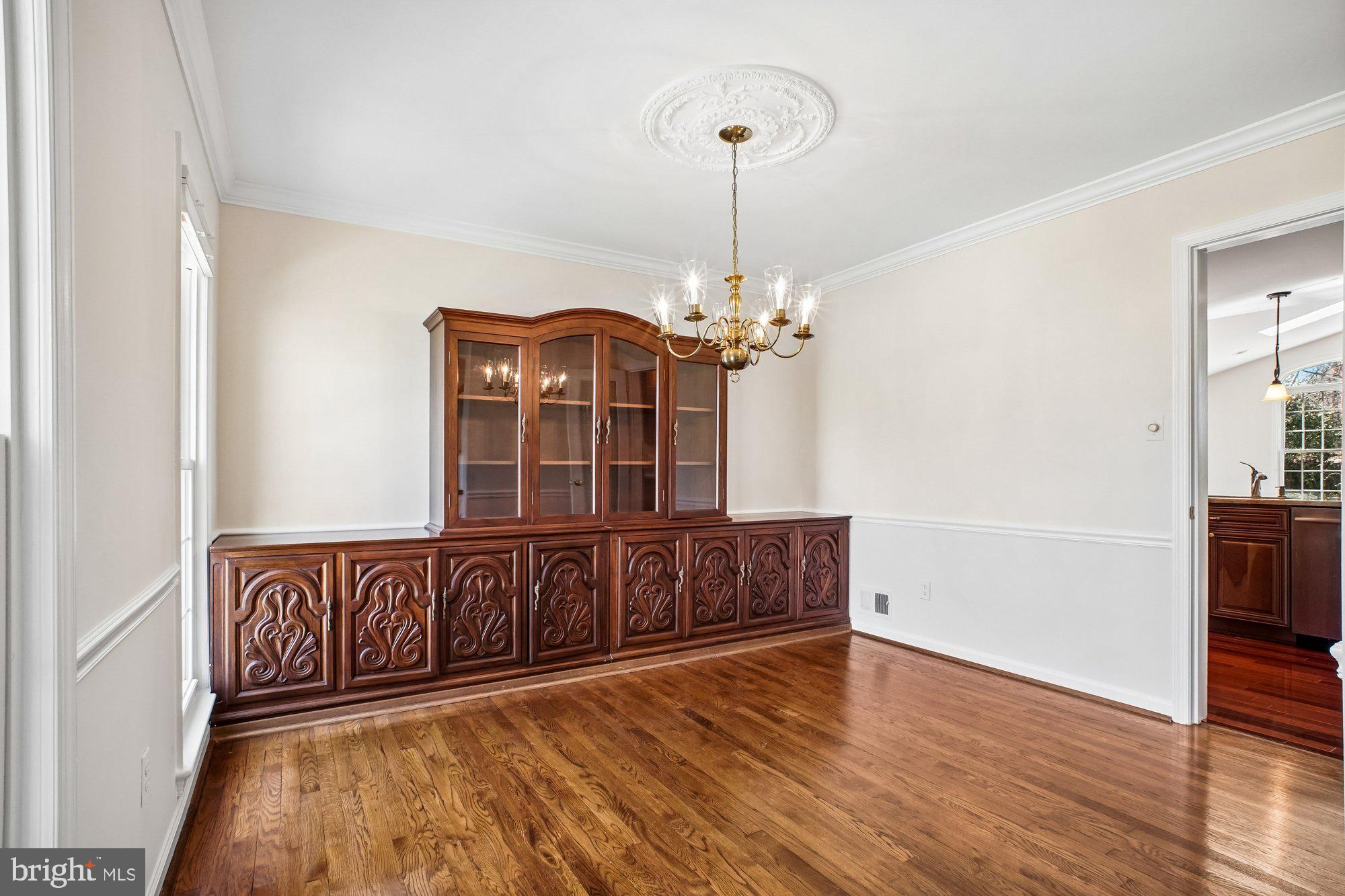 2126 Docket Lane Vienna, VA 22181 - Photo 25 of 63 Dining room
