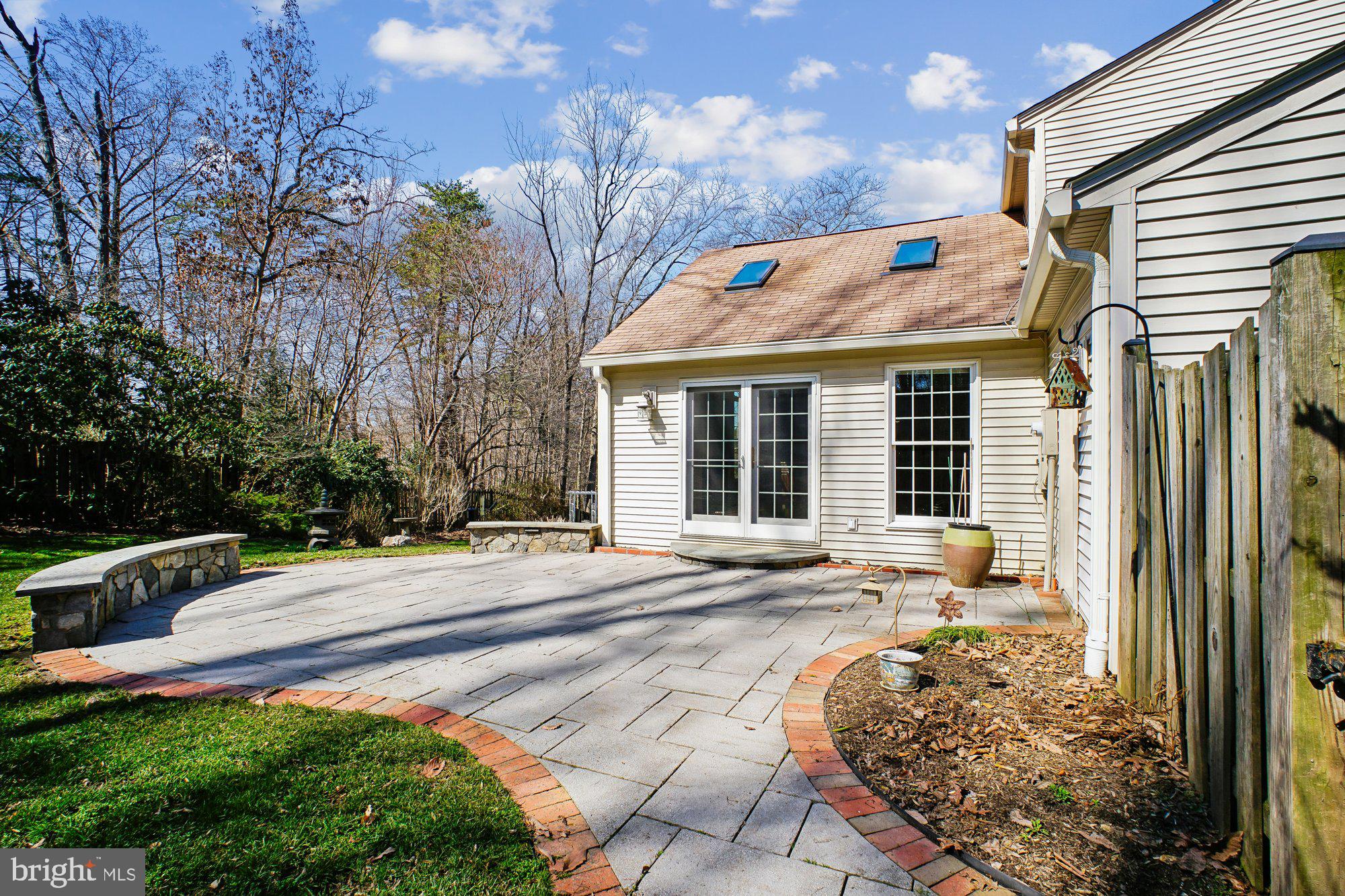 2126 Docket Lane Vienna, VA 22181 - Photo 46 of 63 Upper level patio off the family room