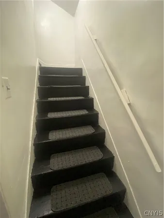 $220,000 | 228 Delhi Street, Syracuse, NY 13203