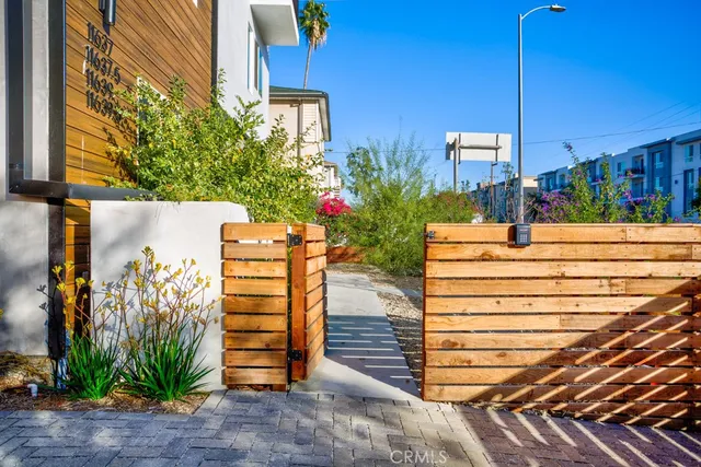 a view of a outdoor space