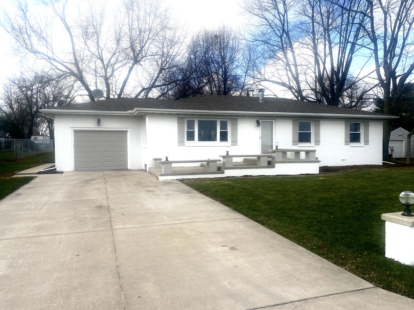 114 South Garfield Street Ransom, IL 60470 - Photo 1 of 26